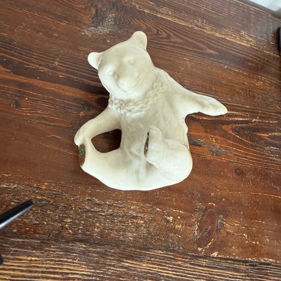 Lenox Cream Ceramic Bear Figurine - Picture 5 of 8